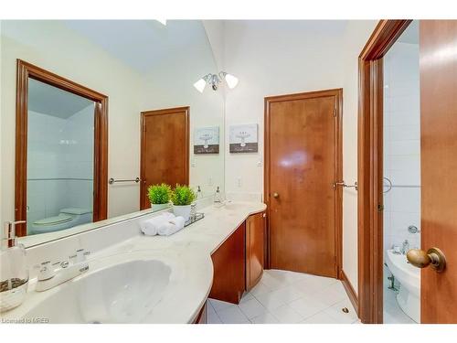 1 Farmer'S Lane, Bolton, ON - Indoor Photo Showing Bathroom