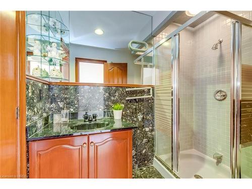 1 Farmer'S Lane, Bolton, ON - Indoor Photo Showing Bathroom