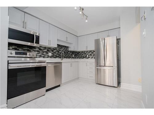 16 Mullis Crescent, Brampton, ON - Indoor Photo Showing Kitchen With Stainless Steel Kitchen