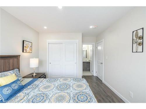 C-166 Rochefort Street, Kitchener, ON - Indoor Photo Showing Bedroom