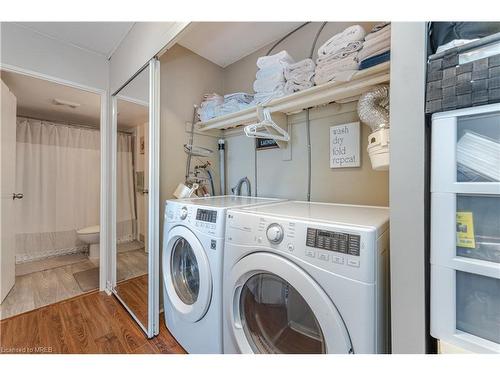 508-2301 Derry Road W, Mississauga, ON - Indoor Photo Showing Laundry Room
