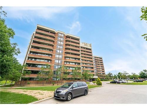 508-2301 Derry Road W, Mississauga, ON - Outdoor With Balcony With Facade