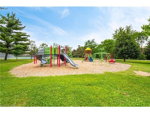508-2301 Derry Road W, Mississauga, ON - Outdoor With Backyard
