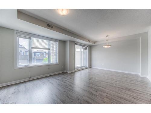 17 Valencia Avenue, Kitchener, ON - Indoor Photo Showing Other Room