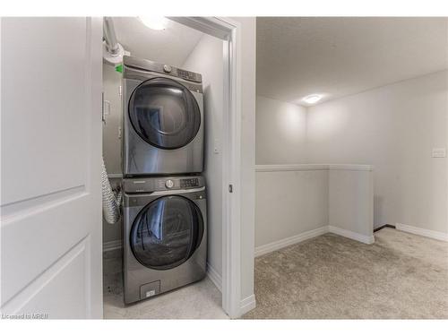 17 Valencia Avenue, Kitchener, ON - Indoor Photo Showing Laundry Room