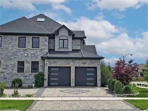 300 Deerfoot Trail, Waterloo, ON - Outdoor With Facade