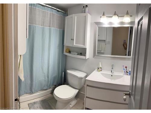 1213-1625 Bloor Street, Mississauga, ON - Indoor Photo Showing Bathroom