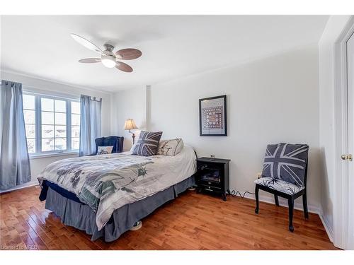 7 Springhurst Avenue, Brampton, ON - Indoor Photo Showing Bedroom