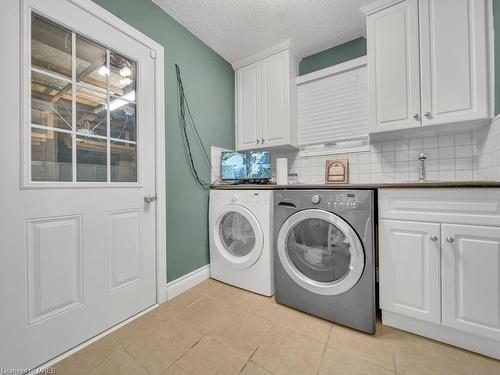 15 Cindy Avenue, Cambridge, ON - Indoor Photo Showing Laundry Room