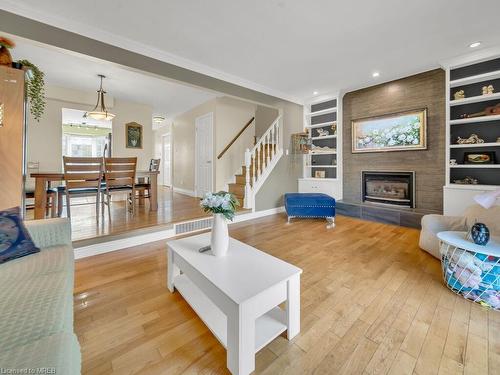 15 Cindy Avenue, Cambridge, ON - Indoor Photo Showing Living Room With Fireplace