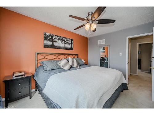 47 Glenashton Drive, Oakville, ON - Indoor Photo Showing Bedroom