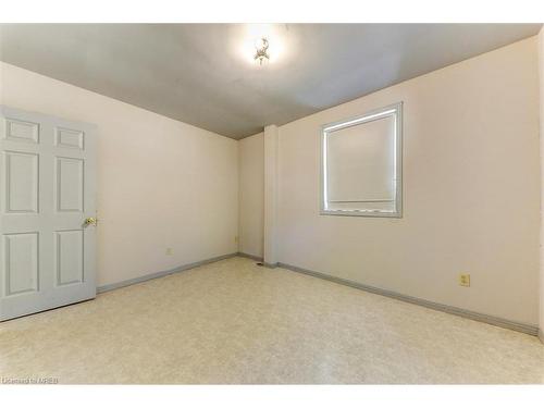 114 Royal Avenue, Hamilton, ON - Indoor Photo Showing Other Room
