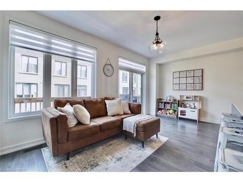 212 Wheat Boom Drive, Oakville, ON - Indoor Photo Showing Living Room