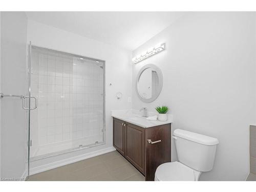 80 Pagebrook Crescent, Hamilton, ON - Indoor Photo Showing Bathroom