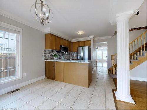 3064 Stornoway Circle, Oakville, ON - Indoor Photo Showing Kitchen