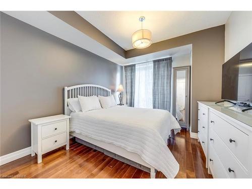 1106-2087 Lake Shore Boulevard W, Toronto, ON - Indoor Photo Showing Bedroom