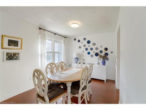 99-25 Brimwood Boulevard, Toronto, ON - Indoor Photo Showing Dining Room