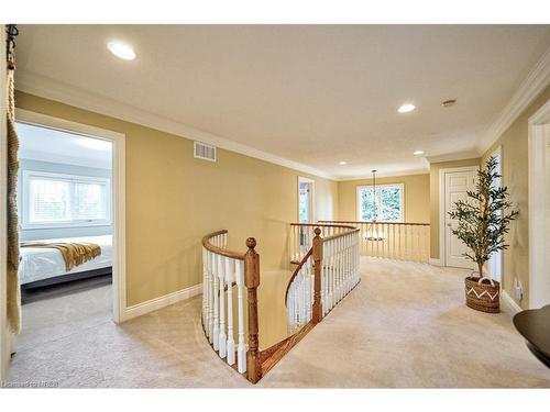 6820 Dillingwood Drive, Mississauga, ON - Indoor Photo Showing Other Room