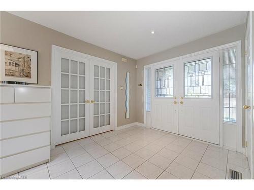 125 Ferndale Drive, Barrie, ON - Indoor Photo Showing Other Room
