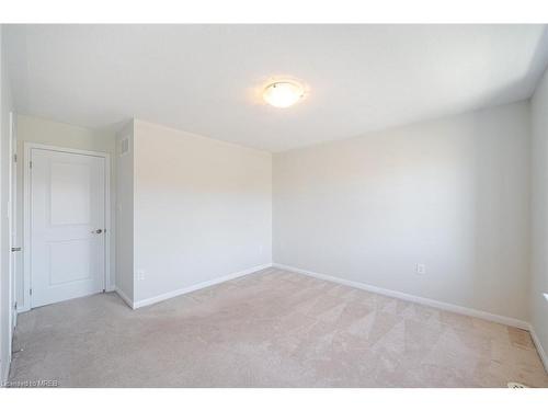 67 Ganton Heights, Brampton, ON - Indoor Photo Showing Other Room