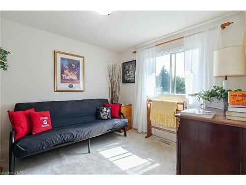 198 Martindale Crescent, Brampton, ON - Indoor Photo Showing Other Room