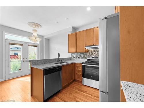 31 Blue Diamond Drive, Brampton, ON - Indoor Photo Showing Kitchen With Double Sink