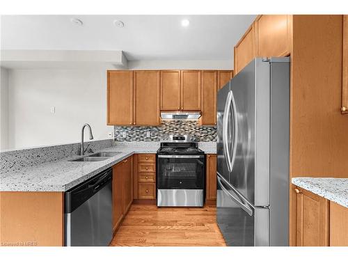 31 Blue Diamond Drive, Brampton, ON - Indoor Photo Showing Kitchen With Double Sink