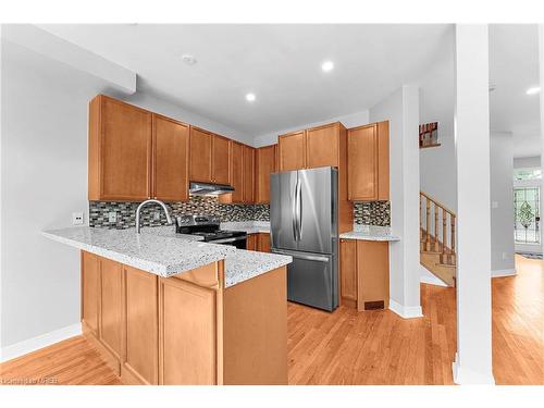 31 Blue Diamond Drive, Brampton, ON - Indoor Photo Showing Kitchen