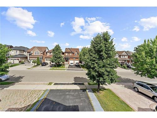 31 Blue Diamond Drive, Brampton, ON - Outdoor