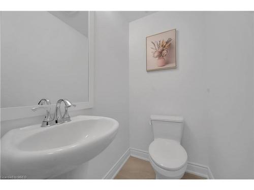 20 Lunar Crescent, Mississauga, ON - Indoor Photo Showing Bathroom