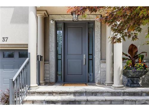 37 Jopling Avenue N, Toronto, ON - Indoor Photo Showing Other Room