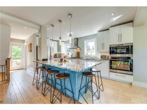 82 Lois Street, Kitchener, ON - Indoor Photo Showing Kitchen With Upgraded Kitchen