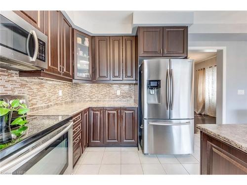 93 Lesabre Crescent, Brampton, ON - Indoor Photo Showing Kitchen With Stainless Steel Kitchen With Upgraded Kitchen
