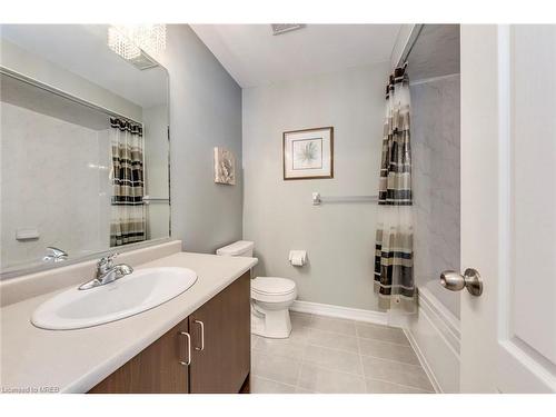 93 Lesabre Crescent, Brampton, ON - Indoor Photo Showing Bathroom