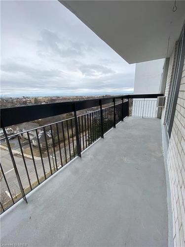 1004-1100 Caven Street, Mississauga, ON - Outdoor With Balcony With Exterior