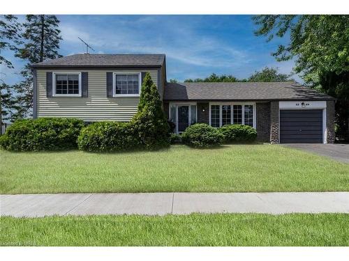 3389 Rockwood Drive, Burlington, ON - Outdoor With Facade