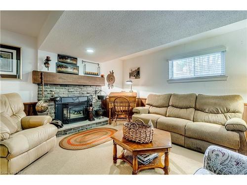 3389 Rockwood Drive, Burlington, ON - Indoor Photo Showing Living Room With Fireplace