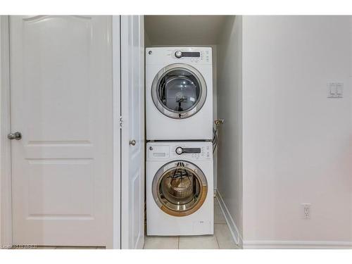 2109-3 Rean Drive, Toronto, ON - Indoor Photo Showing Laundry Room