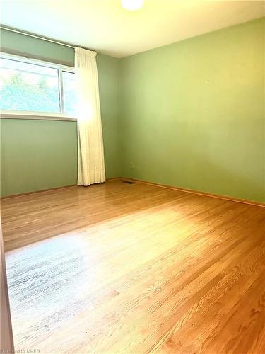 25 Ruskview Road, Kitchener, ON - Indoor Photo Showing Other Room