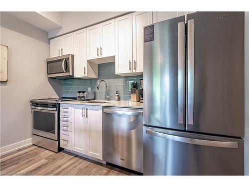 230-25 Pen Lake Point Road Point, Huntsville, ON - Indoor Photo Showing Kitchen