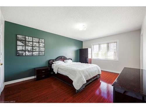 32 Nomad Crescent, Brampton, ON - Indoor Photo Showing Bedroom