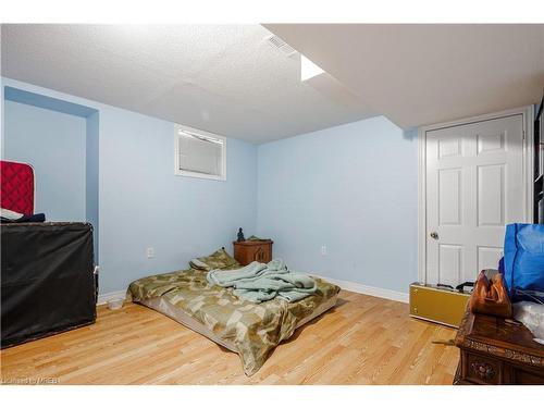 32 Nomad Crescent, Brampton, ON - Indoor Photo Showing Bedroom