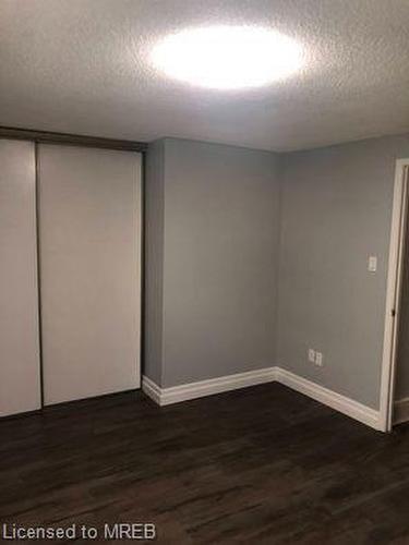 26-25 Linfield Drive, St. Catharines, ON - Indoor Photo Showing Other Room