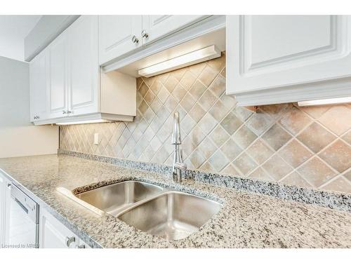 1824-25 Kingsbridge Garde Circle, Mississauga, ON - Indoor Photo Showing Kitchen With Double Sink