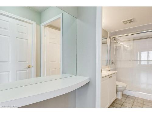 1824-25 Kingsbridge Garde Circle, Mississauga, ON - Indoor Photo Showing Bathroom