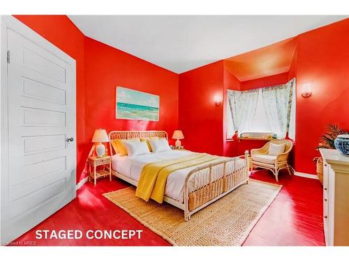 125 Nairne Street, Caledonia, ON - Indoor Photo Showing Bedroom