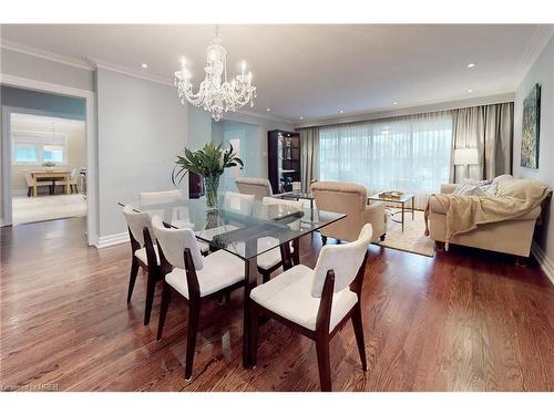 2046 Family Crescent, Mississauga, ON - Indoor Photo Showing Dining Room