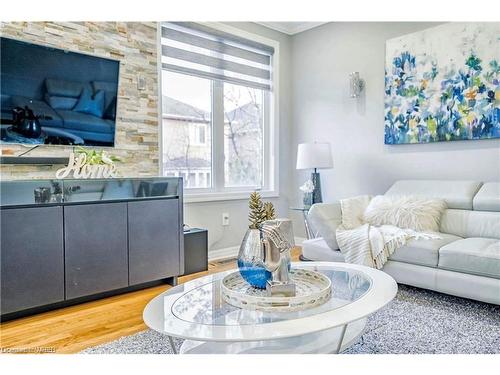 2085 Ashmore Drive, Oakville, ON - Indoor Photo Showing Living Room