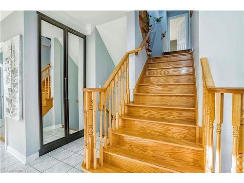 2085 Ashmore Drive, Oakville, ON - Indoor Photo Showing Other Room