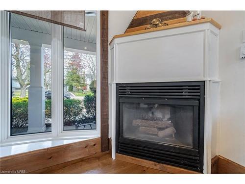 1084 Pearson Drive, Oakville, ON - Indoor Photo Showing Living Room With Fireplace